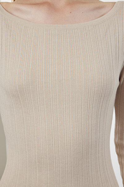 Trendyol Collection Μπεζ Maxi Knitwear Premium Φόρεμα - Ειδικό νήμα TWOAW25EL00052