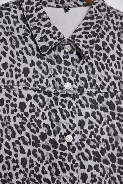 Trendyol Curve Plus Size Denim Jacket with Multicolor Animal Pattern Tbbss25Ag00000