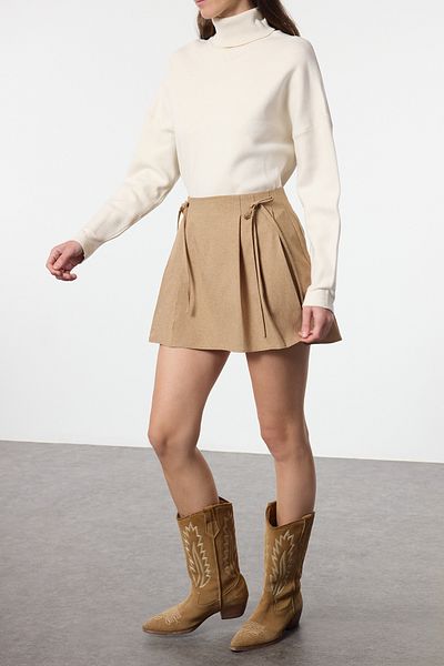 Edit by Trendyol Beigefarbener Mini-Webrock mit Falten und Banddetail TEDAW25ET00012
