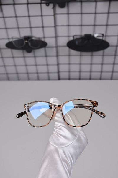 LOOKUP Leopard Patterned Blue Light Protection Glasses - Optical Compatible, 50-17-130 Glass Size