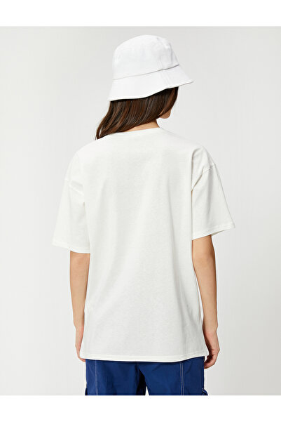 Koton Anime tričko oversize s krátkým rukávem a výstřihem bavlna