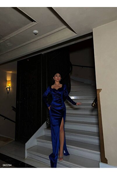 Trendusfashion فستان من القماش المخملي بياقة على شكل قلب