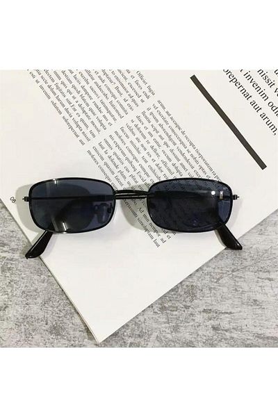Köstebek Horizontal Sunglasses with Black Frames and Black Lenses