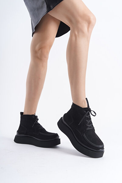 Lizzu Μαύρα γυναικεία φλατ μποτάκια - Lace-Up Design, Bacika