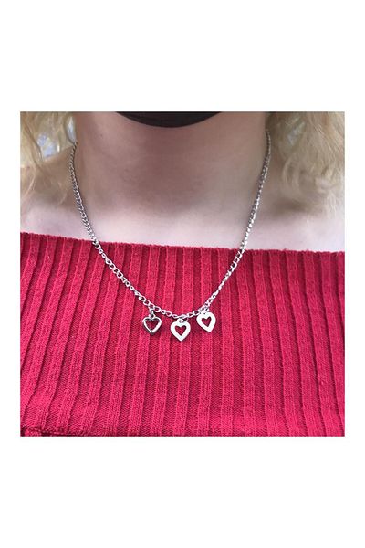 Köstebek Three Hearts Chain Necklace