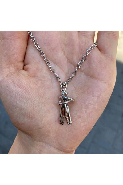 Köstebek Golden Couple Hug Chain Necklace