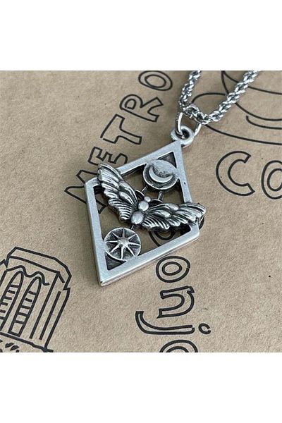 Köstebek Moon and Sun Moth Necklace