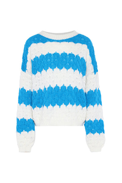 Ebeeza Sweater