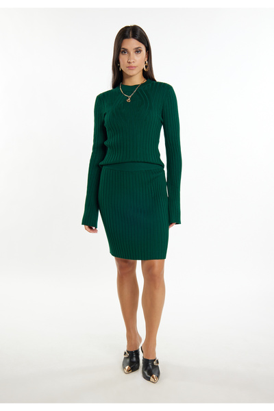 Faina Rock in Rippstrick-Optik