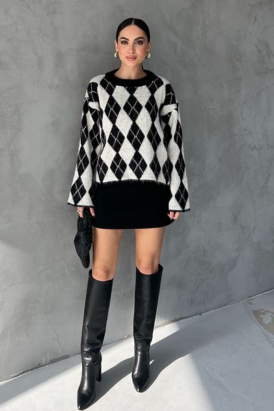 Seda Yalçın Atelier Pulover scurt din tricotaje cu model Black Diamond