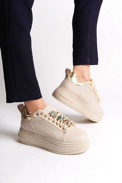 Zerenyus Women's Sneakers with Flowers Stone Accessory Detail