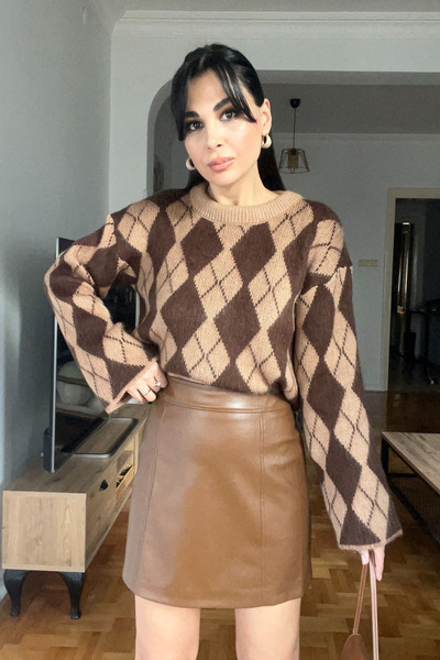 Seda Yalçın Atelier Кавова трапеція міні шкіряна спідниця