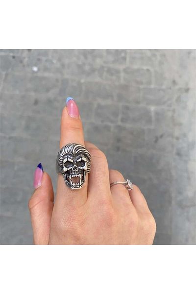 Köstebek Punker Skull Ring