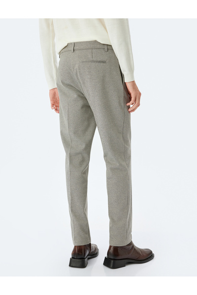 Koton Düğmeli Pamuk Karışımlı Cep Detaylı Kumaş Pantolon