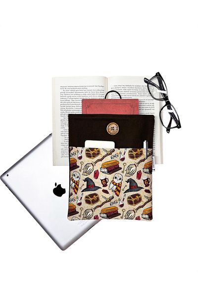 Smyrna Book Case / Tablet Case / Ebook Case / Multi-Purpose Case (Harry Potter)