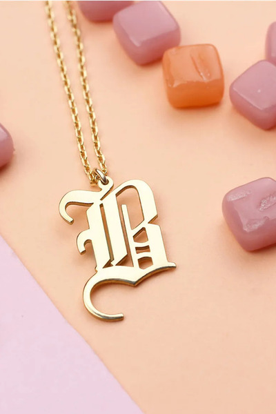 Glorria Kişiye Özel Gotik Harf Gümüş Kolye