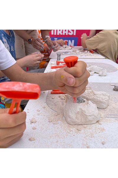 Arkerobox - Mini Set Arheologic Educational Si Puzzle 3d, Roma Antica, Colosseum