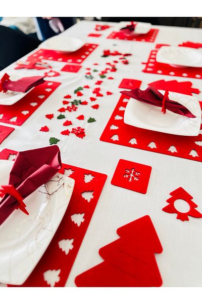 Karter İnovasyon New Year's Themed 16-Piece American Service, New Year's 4-Person Plate Set, New Year's Square Service Red