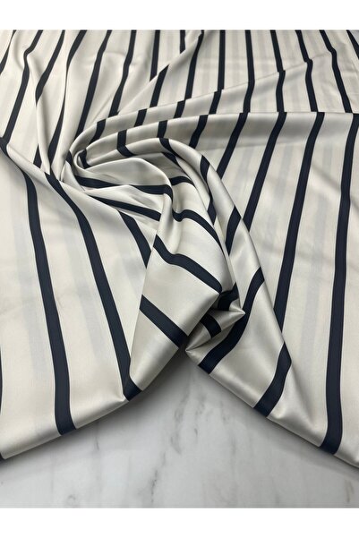 ipekkumaş قميص فستان بنمط مخطط أسود من قماش الساتان تيفيل يتم بيع منتجنا قطعة...