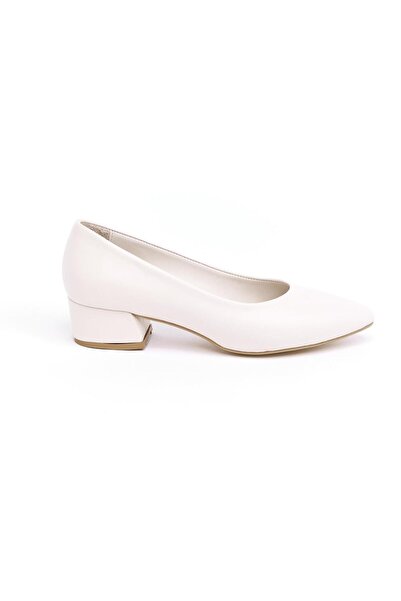 derinet Hakiki Deri Kadın Kısa Topuklu Ayakkabı