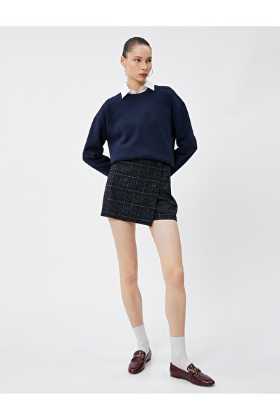 Koton Langärmliges Basic-Sweatshirt mit Rundhalsausschnitt