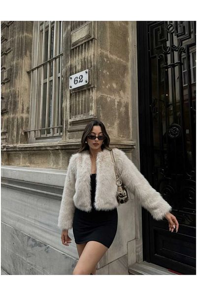 ADASTYLE Collarless, Lolita Fur, Coat