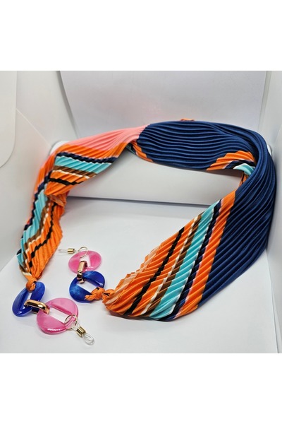 LUMAKS Stylish Eyeglass Chain with Scarf – Modern Eyeglass Strap & Elegant Accessory