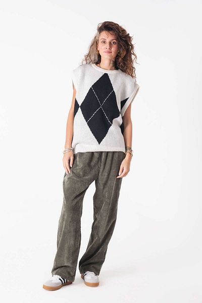 SNUG Velvet Baggy Trousers