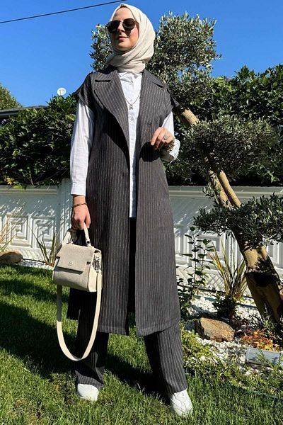 Rabia Şamlı Anthracite Epaulettes Striped Suit