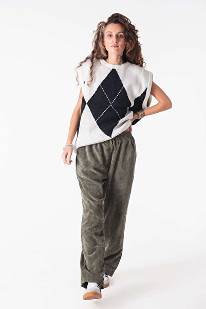 SNUG Velvet Baggy Trousers