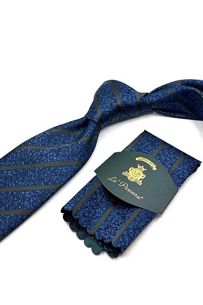 Kravatkolik Classic Tie with Navy Blue Line Pattern Handkerchief Kk12917