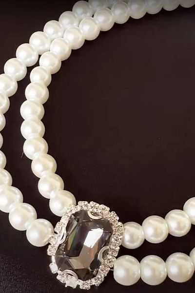 Sose Moda Black Crystal Prong Pearl Choker Necklace