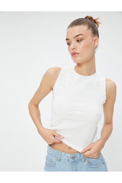 Koton Crop Athlete Slim Fit Textured Sleeveless