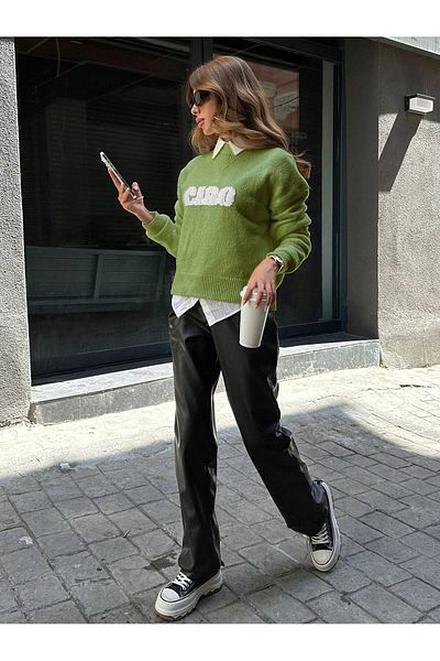 Puella Πουλόβερ ciao πράσινο φιστίκι λευκό crop