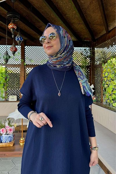 Rabia Şamlı Πλεκτό τούνικ Navy Blue Dora