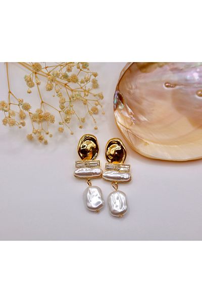 Silk Stone Elegant Baroque Pearl Earrings - Elegant and Modern Design