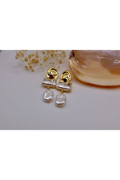 Silk Stone Elegant Baroque Pearl Earrings - Elegant and Modern Design