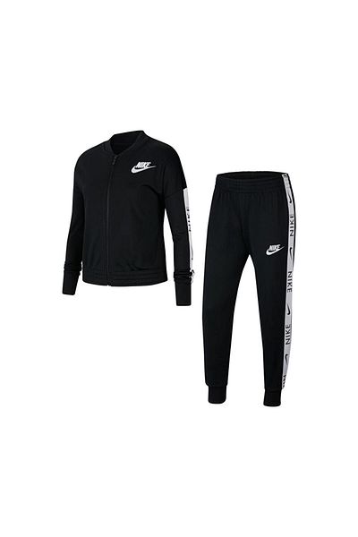 Nike Sweatsuit Sets Athletic Comfort and Style Trendyol