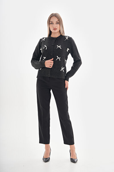 Tuğba Kabil SİYAH PENS DETAYLI DİNA HAVUÇ PANTOLON