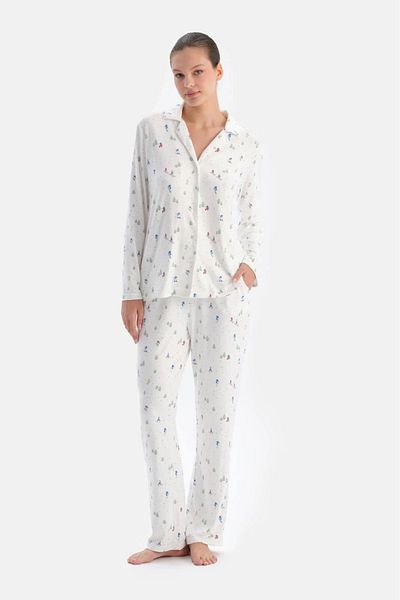 Dagi New Year Thema Ecru Mistress Printed Thermal Shirt Pants Pajamas Set