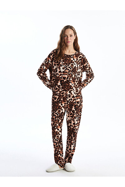LC Waikiki Bisiklet Yaka Leopar Desenli Polar Kadın Pijama