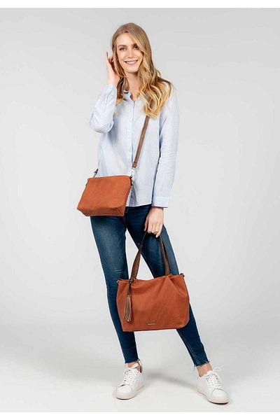 Emily & Noah Shopper Elke