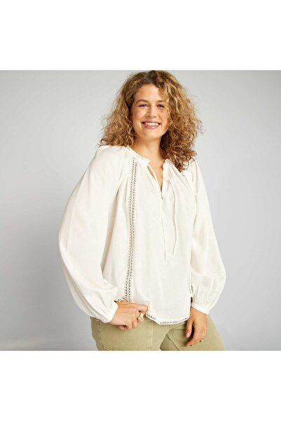 KIABI بلوزة سادة مكشكشة ومفتوحة اللون بيج