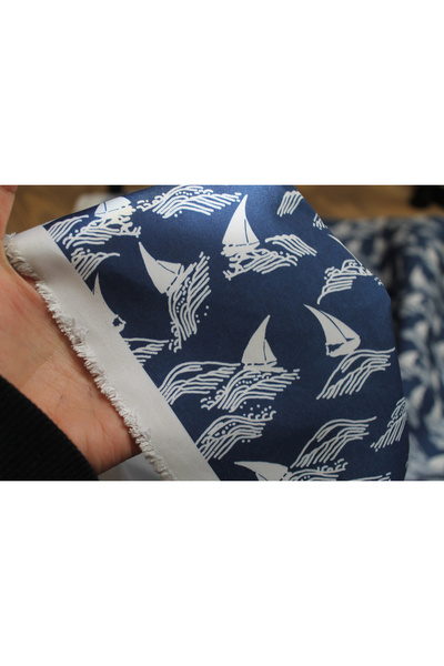 podyum baskı Waterproof Raincoat Fabric Ship Special Design Digital Printing 150X100 cm