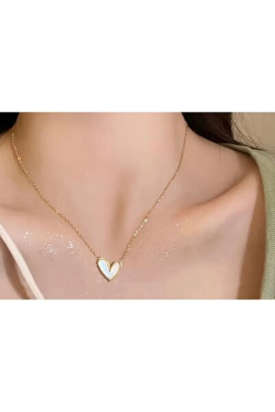 Butik Heart Necklace