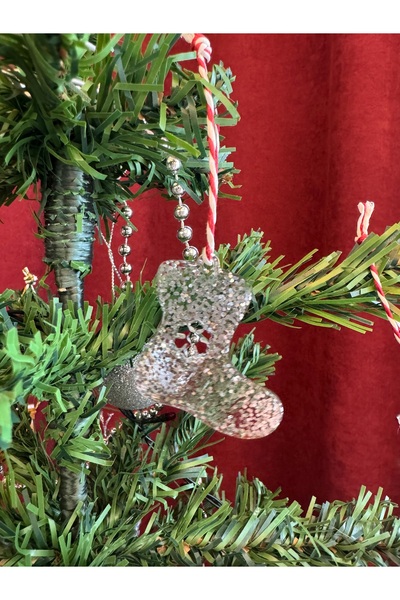 Bivalvia Accessories Ornament de brad de Crăciun din epoxid în formă de șosetă