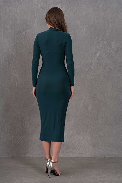 bayansepeti Zöld Midi estélyi ruha - rugalmas homokszínű szövet, tüll kivágás, állógallér, hosszú ujjú 10957