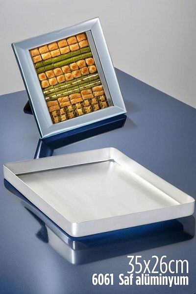 Transformacion Baklava Tray Aluminum 35x26 cm