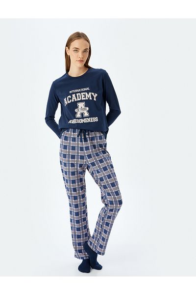 Koton Langärmliges, bedrucktes Pyjama-Set aus Baumwolle