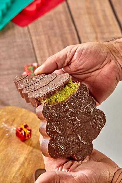 EMBazaar New Year's Council - Pine Tree Series Silicone Dubai Chocolate